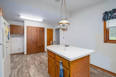 2836 Shorewood Drive, Oshkosh, WI 54901 - Photo 11