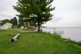 2836 Shorewood Dr, Oshkosh, WI 54901 - Photo 27
