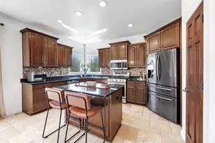 2005 Fescue Way, Suamico, WI 54313 - Photo 9