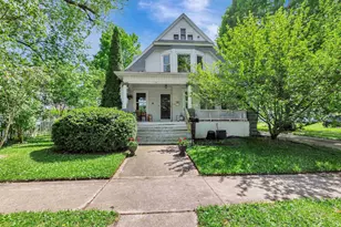 146 E Moore St, Berlin, WI 54923 - Photo 1
