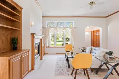 901 W Bent Oak Lane #77, Appleton, WI 54914 - Photo 5