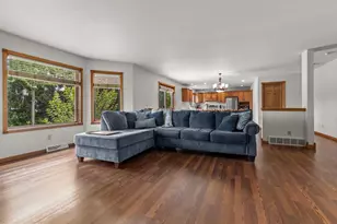 49 Aurora Ln, Fond du Lac, WI 54935 - Photo 7