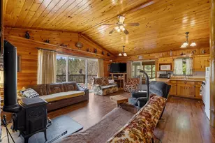 N13898 Mathis Rd, Amberg, WI 54102 - Photo 13