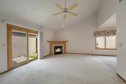 518 Langlade Avenue, Green Bay, WI 54301 - Photo 9