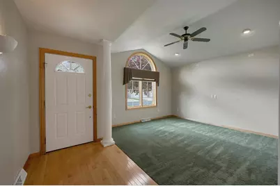 518 Langlade Avenue, Green Bay, WI 54301 - Photo 3
