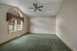 518 N Langlade Ave, Green Bay, WI 54301 - Photo 5