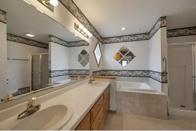 518 Langlade Avenue, Green Bay, WI 54301 - Photo 23