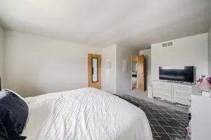 722 N Hawthorne Dr, Appleton, WI 54915 - Photo 17
