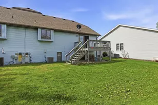 1700 Tracia Ln, Appleton, WI 54911 - Photo 11