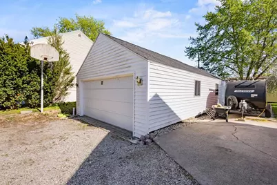 2717 W Heather Avenue, Appleton, WI 54914 - Photo 5
