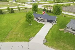 N7542 Meadowview Dr, Fond du Lac, WI 54935 - Photo 35