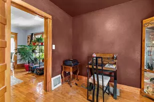 935 W 8th Ave, Oshkosh, WI 54902 - Photo 15