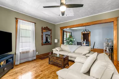 935 W 8th Avenue, Oshkosh, WI 54902 - Photo 7