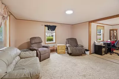 630 Elm Street, Omro, WI 54963 - Photo 5