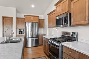 3421 Glendale Ave, Green Bay, WI 54313 - Photo 31