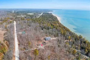 6124 N Cave Point Dr, Sturgeon Bay, WI 54235 - Photo 3