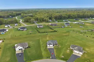 379 N Shady Lawn Cir, Little Suamico, WI 54171 - Photo 35