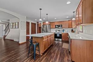 W6464 Cherrybark Cir, Menasha, WI 54952 - Photo 15