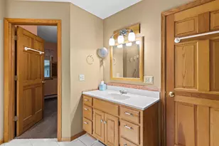 728 E River Dr, Omro, WI 54963 - Photo 23