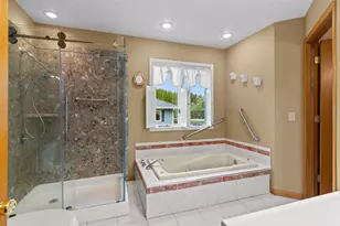 728 E River Dr, Omro, WI 54963 - Photo 25