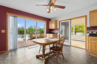 728 E River Dr, Omro, WI 54963 - Photo 17