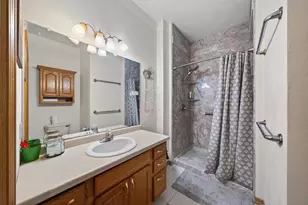 1818 E Sylvan Ave, Appleton, WI 54915 - Photo 21