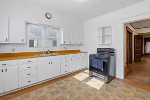 335 S Main St, Fond du Lac, WI 54935 - Photo 25