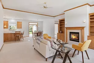 901 W Bent Oak Ln, Appleton, WI 54914 - Photo 5