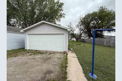 842 W 10th Avenue, Oshkosh, WI 54902 - Photo 15