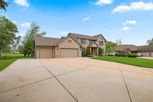 810 Windover Ct, Green Bay, WI 54313 - Photo 73