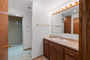 810 Windover Ct, Green Bay, WI 54313 - Photo 57