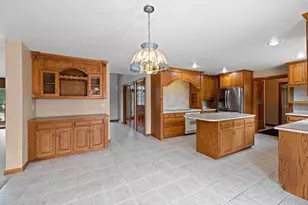 810 Windover Ct, Green Bay, WI 54313 - Photo 17
