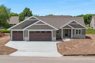 340 Baywood Trl, Green Bay, WI 54311 - Photo 53
