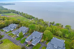 5307 Sunset Bluff Dr, Green Bay, WI 54311 - Photo 39