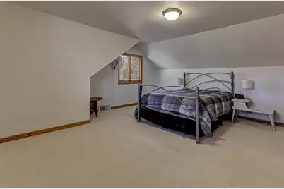 2207 S Gladys Avenue, Appleton, WI 54915 - Photo 35