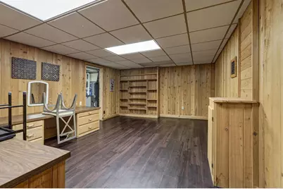 2207 S Gladys Avenue, Appleton, WI 54915 - Photo 41