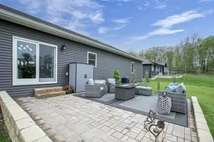 2128 Clover Fld Dr, Suamico, WI 54313 - Photo 51