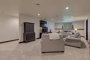 2128 Clover Fld Dr, Suamico, WI 54313 - Photo 29