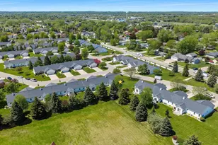 923 W Windtree Dr, Appleton, WI 54914 - Photo 53