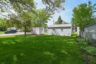 2034 Minerva St, Oshkosh, WI 54901 - Photo 25