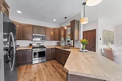 3351 Mockingbird Way, Oshkosh, WI 54901 - Photo 7