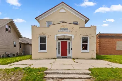 323 5th Street, Algoma, WI 54201 - Photo 1