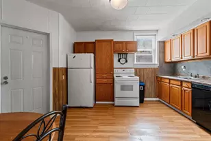 323 5th St, Algoma, WI 54201 - Photo 3
