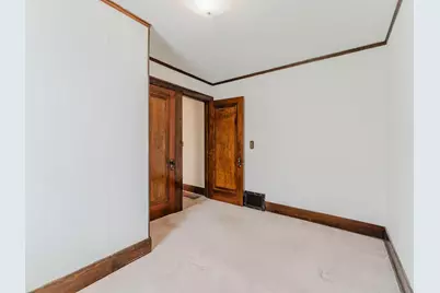 938 W 12th Avenue, Oshkosh, WI 54902 - Photo 23
