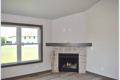 3208 Eclipse Drive, Green Bay, WI 54311 - Photo 11