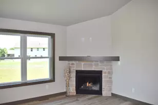 3208 Eclipse Dr, Green Bay, WI 54311 - Photo 11