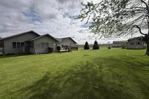 410 E Cedar St, Bonduel, WI 54107 - Photo 3