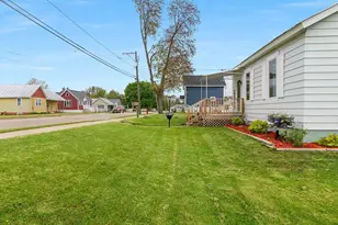 1022 McDonald St, Oconto, WI 54153 - Photo 31
