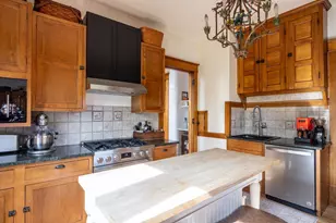 823 Washington Ave, Oshkosh, WI 54901 - Photo 17