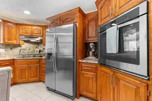 W8678 Hillview Rd, Hortonville, WI 54944 - Photo 11